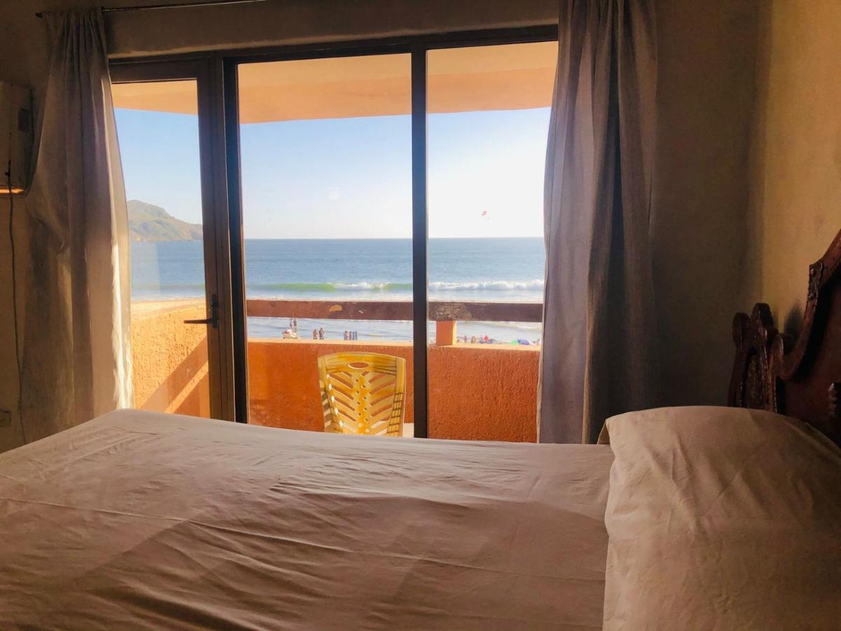Playa Suites Mazatlan Bilik gambar