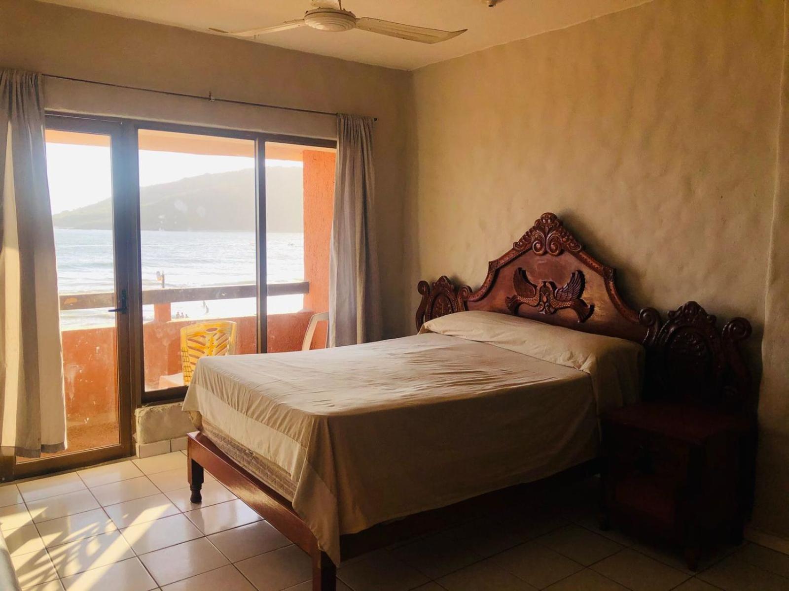 Playa Suites Mazatlan Bilik gambar